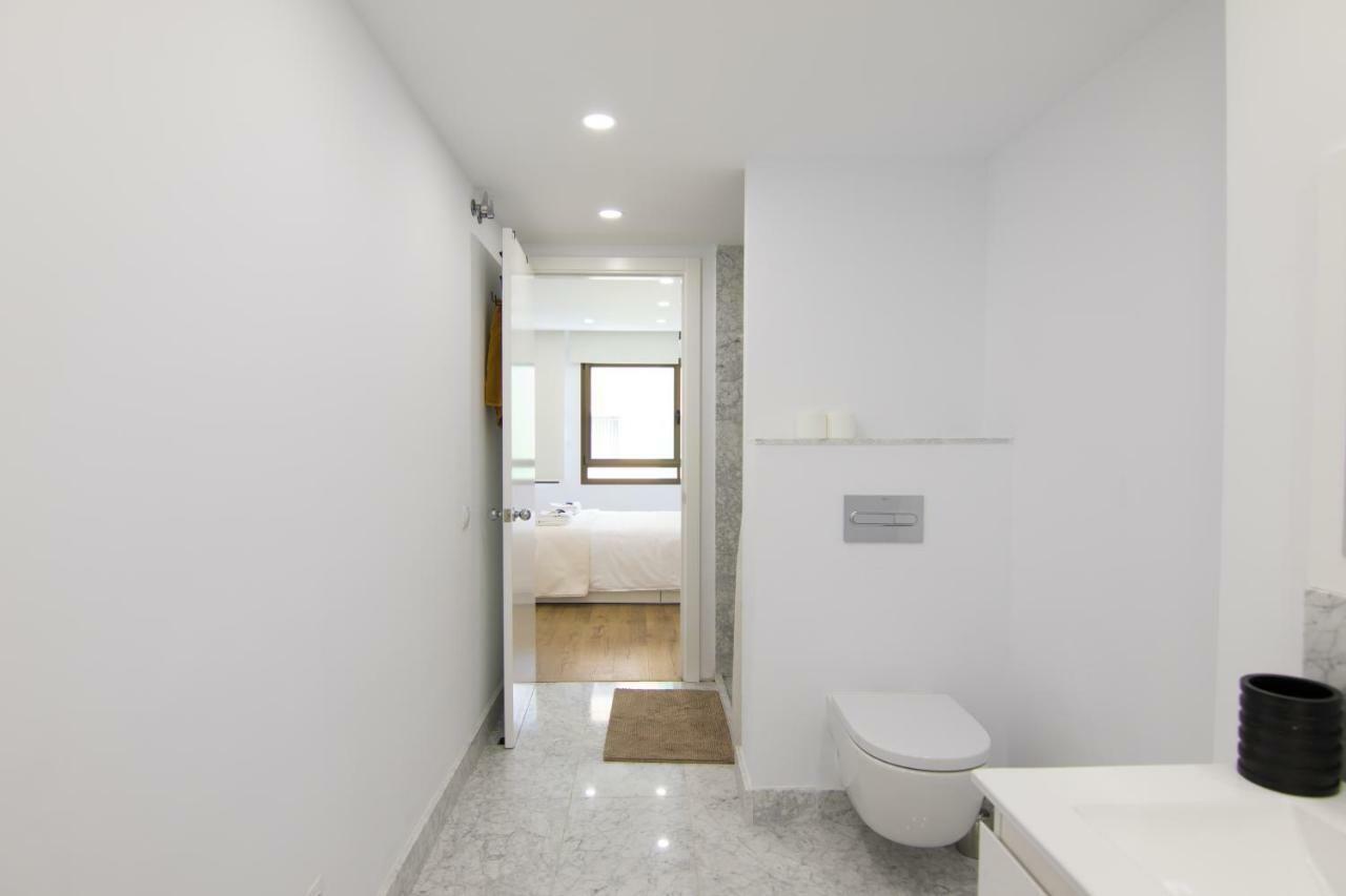 Homeforguest Stylish And Modern Apartment Overlooking Las Canteras Las Palmas de Gran Canaria Luaran gambar