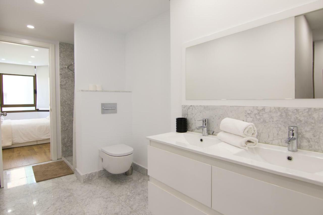 Homeforguest Stylish And Modern Apartment Overlooking Las Canteras Las Palmas de Gran Canaria Luaran gambar