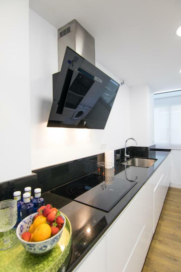 Homeforguest Stylish And Modern Apartment Overlooking Las Canteras Las Palmas de Gran Canaria Luaran gambar