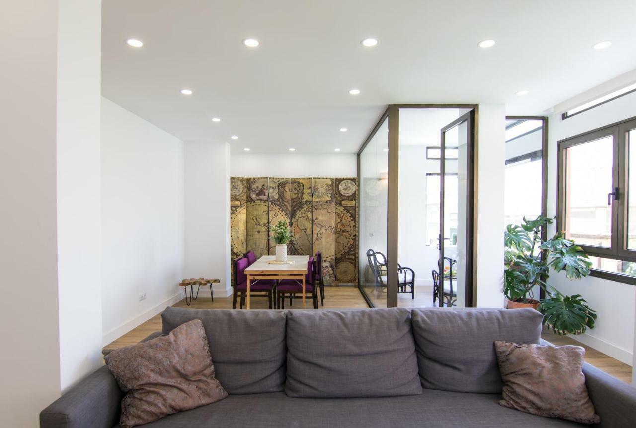 Homeforguest Stylish And Modern Apartment Overlooking Las Canteras Las Palmas de Gran Canaria Luaran gambar