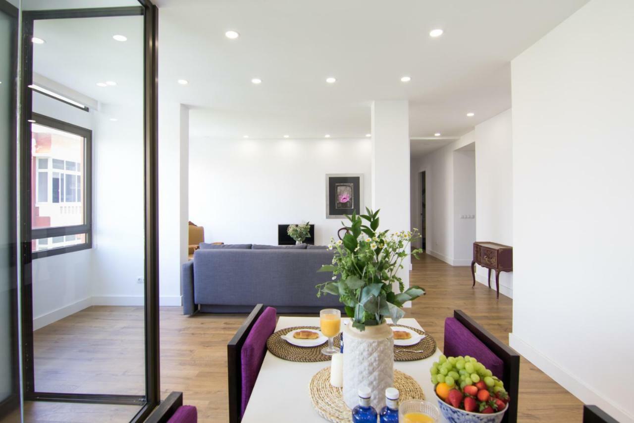 Homeforguest Stylish And Modern Apartment Overlooking Las Canteras Las Palmas de Gran Canaria Luaran gambar
