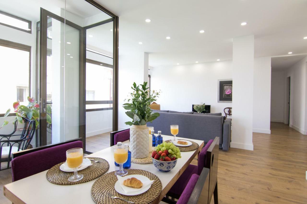 Homeforguest Stylish And Modern Apartment Overlooking Las Canteras Las Palmas de Gran Canaria Luaran gambar